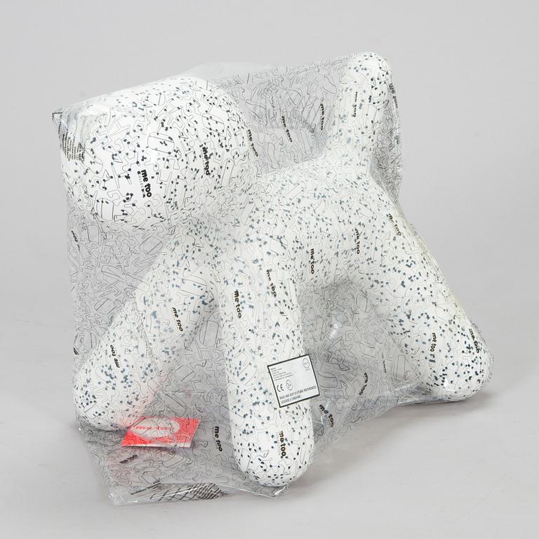 Eero Aarnio, "Puppy Dalmatian", Me Too Collection, Magis Italia, 2005.