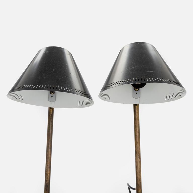 Paavo Tynell,  pöytävalaisimia, 2 kpl, malli 9227, 1960-luku.