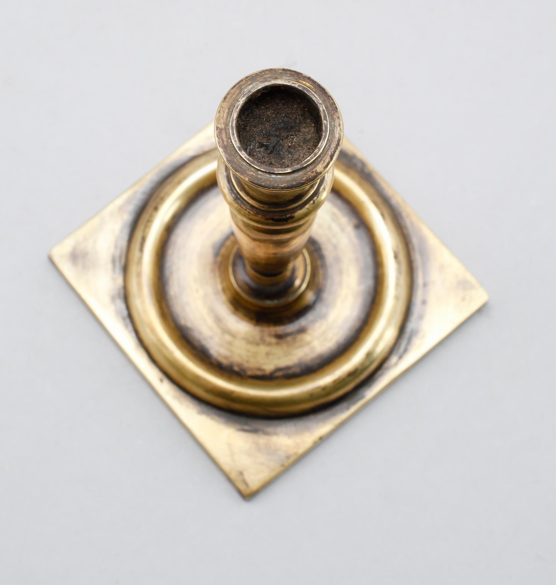 LJUSSTAKE, mässing, 1700-tal eller äldre.