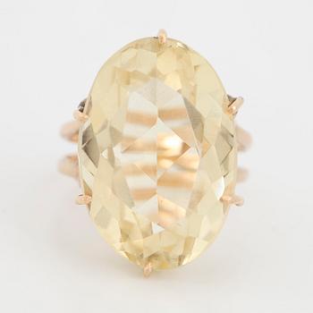 Ring, 14K gold with citrine.