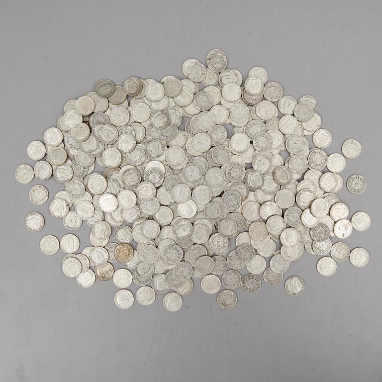 SAMLING SILVERMYNT, enkronor, Gustaf V, 1910-1941. Vikt ca 3000 gram.