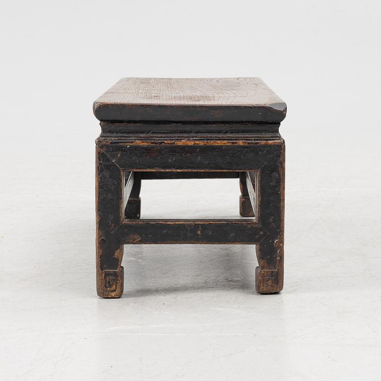 A Tibetan hradwood kang table, Qing dynasty (1644-1912).