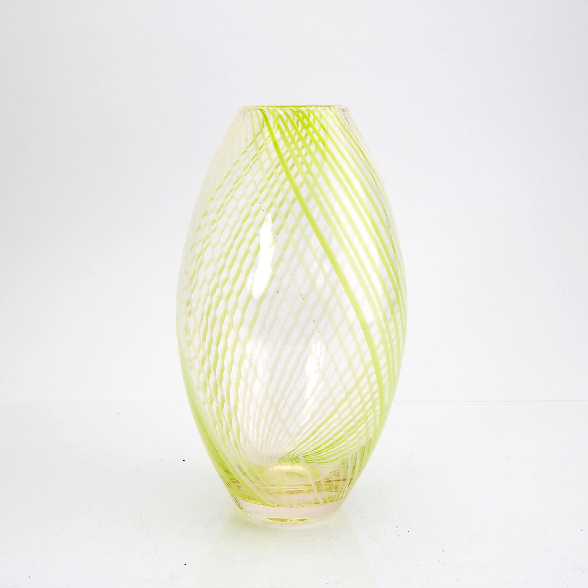 A signed Murano glas vase later part of the 20th century.