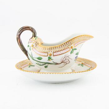 Saucer "Flora Danica" Royal Copenhagen porcelain.