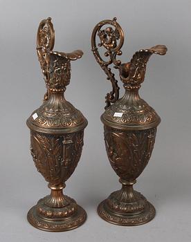 PRYDNADSKANNOR, ett par, vitmetall, nyrenässans, 1800-talets slut.