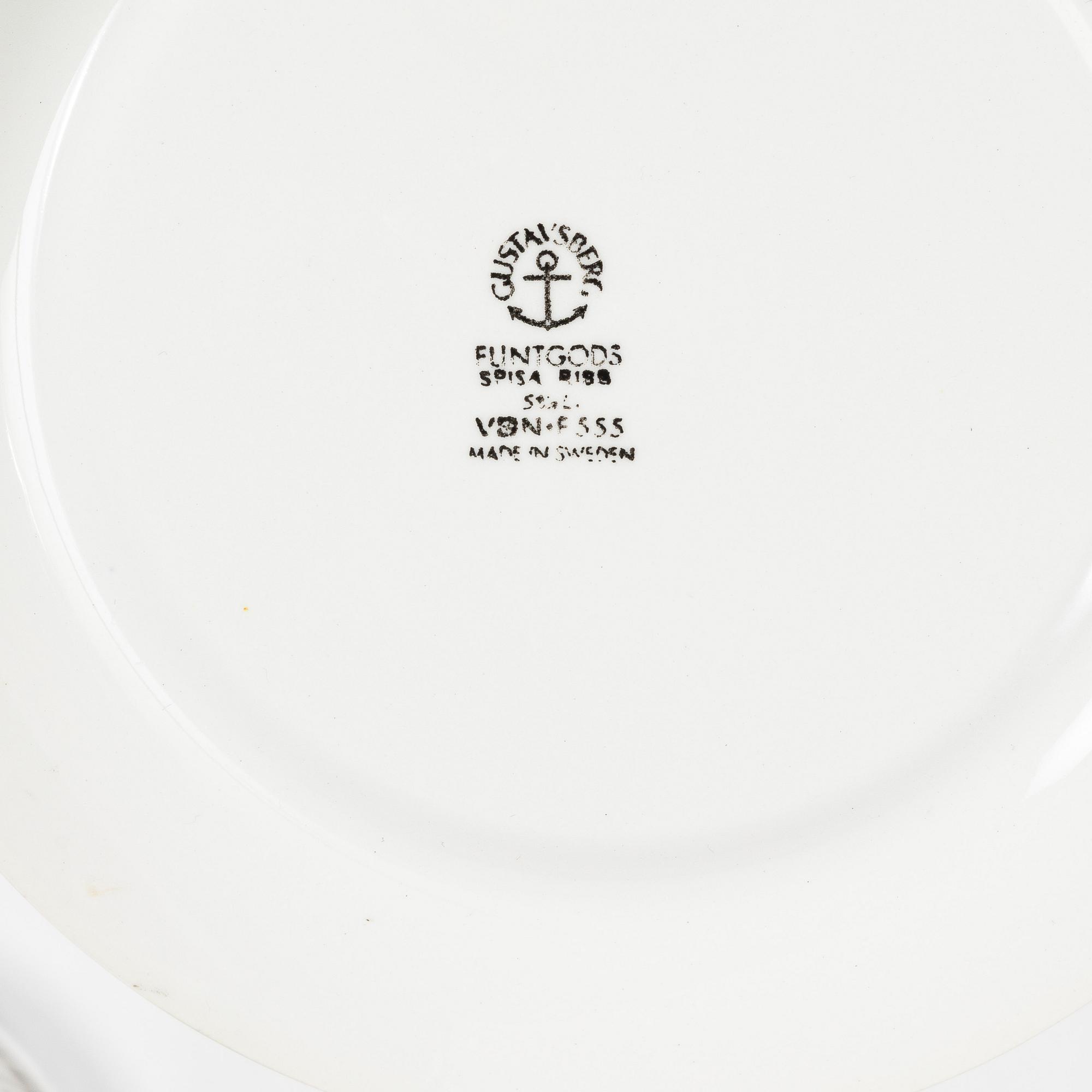 Stig Lindberg, A 27 piece coffee service, “Spisa Ribb”, Gustavsberg, 1955–74.