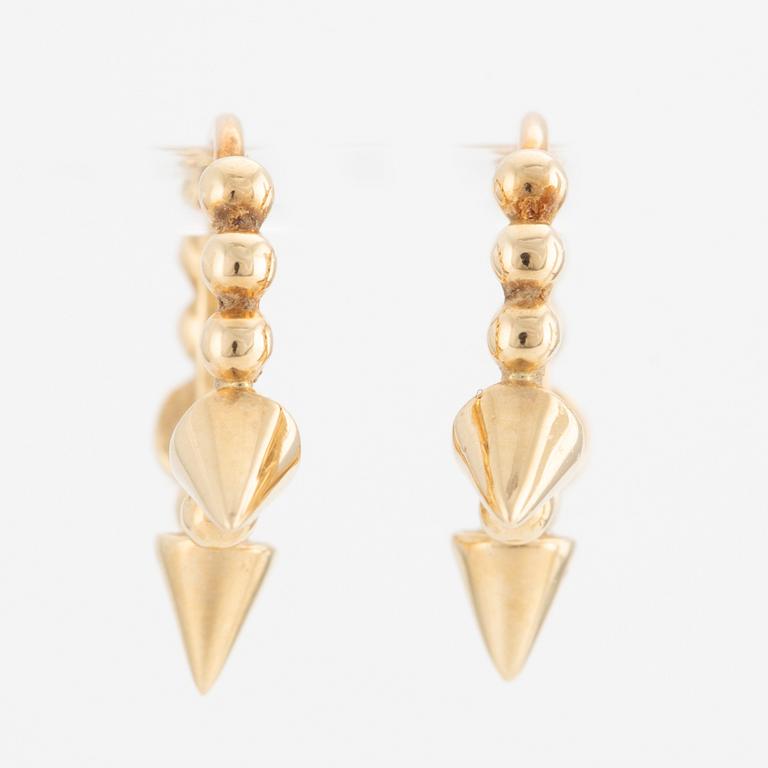 A pair of earrings 14K gold, possibly Maria Tash.