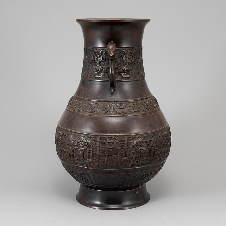 A bronze vase,  Japan, early 20th Century. After a Chinese archaic bronze model.