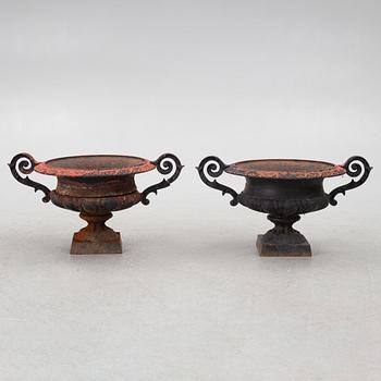 Garden urns, a pair, circa 1900.