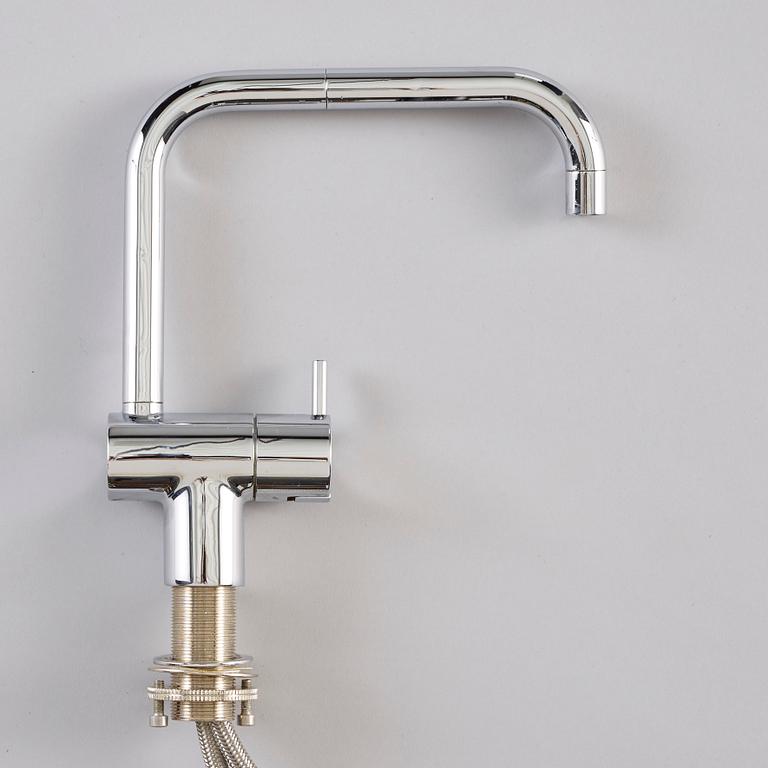 ARNE JACOBSEN, kökskran, för Vola, modell, "KV1". 1900-talets andra hälft.