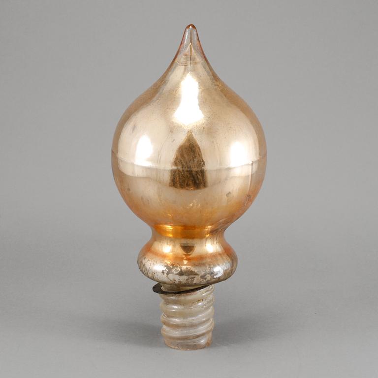 FLAGGSTÅNGSKNOPP, glas, 1900-talets första hälft.