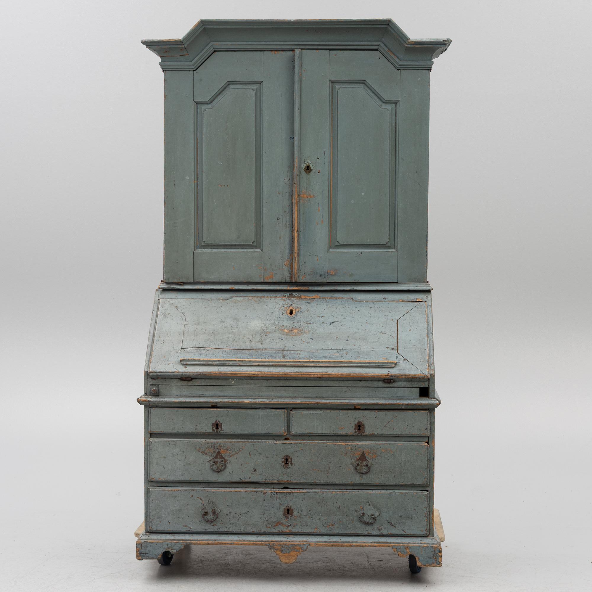 Cabinet, 18th century.