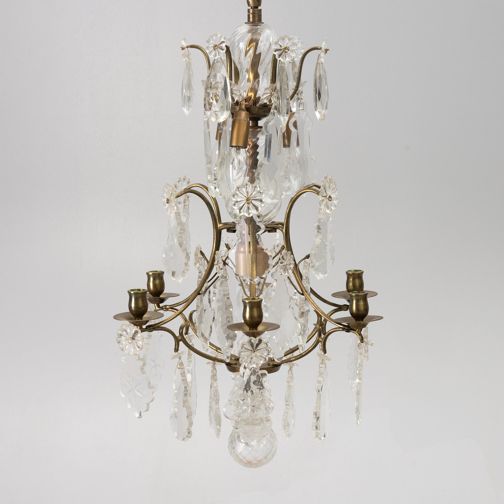 Chandelier, Rococo style, 20th century,.