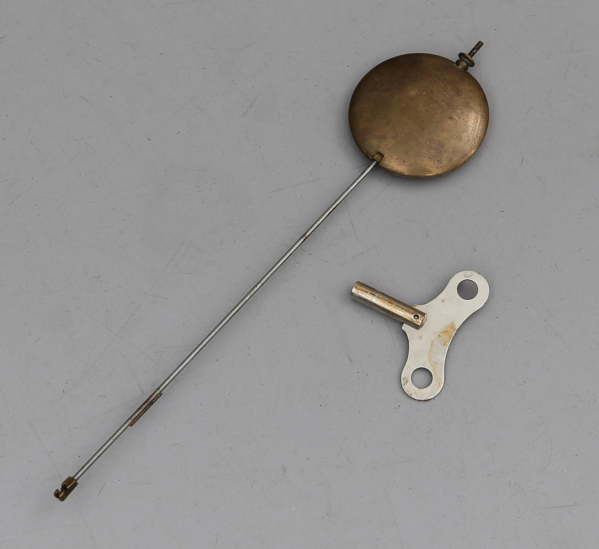 VÄGGPENDYL, gustaviansk stil, 1900-talets första hälft.