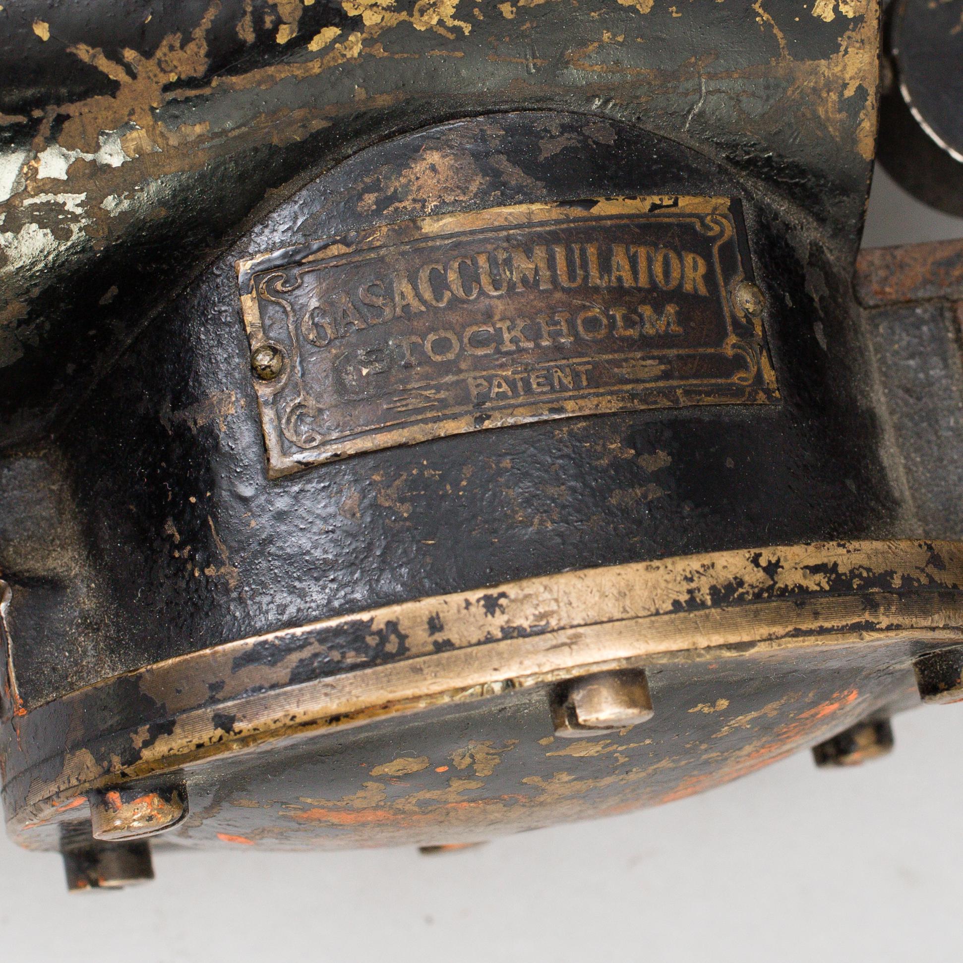 A morse signal lamp by AGA from around 1910.