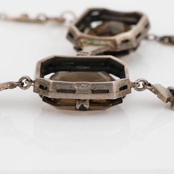 COLLIER, sterlingsilver, svenska importstämplar, 1920-30-tal. Vikt ca 24 gram.