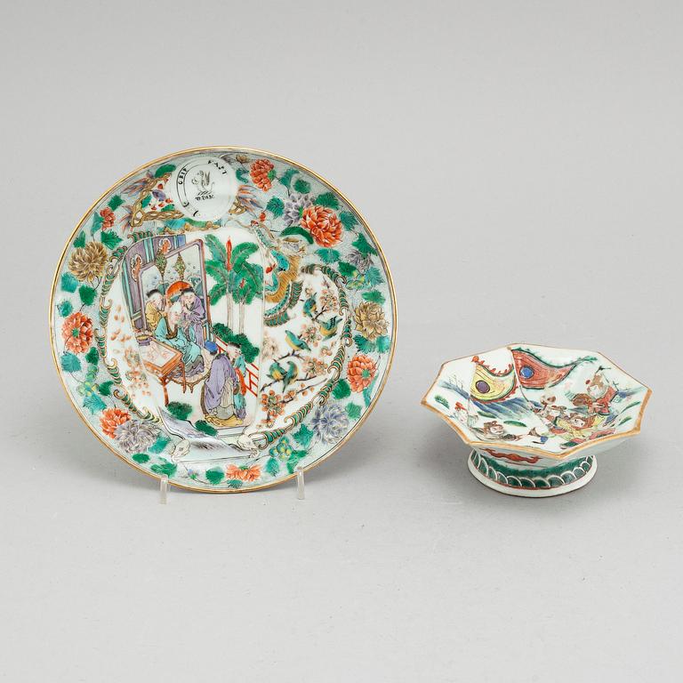 A Chinese porcelain, 18/19th century.