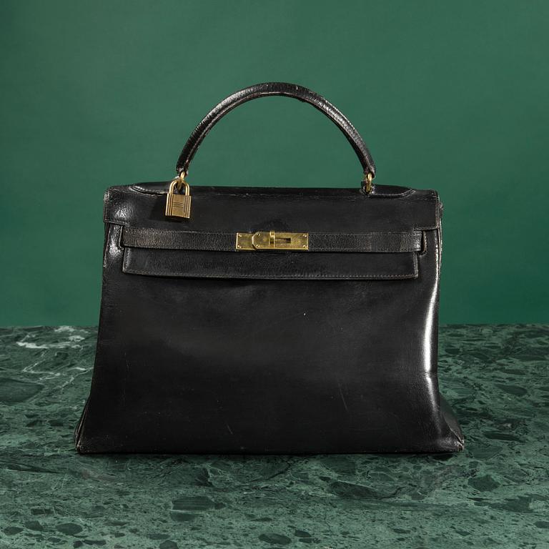 A bag "Kelly 32", HERMÈS.