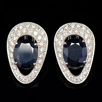 A PAIR OF EARRINGS, facetted sapphires, brilliant cut diamonds, 18K white gold.