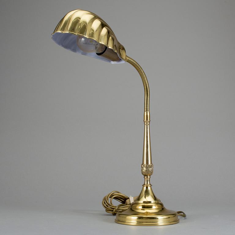 BORDSLAMPA, tidigt 2000-tal.