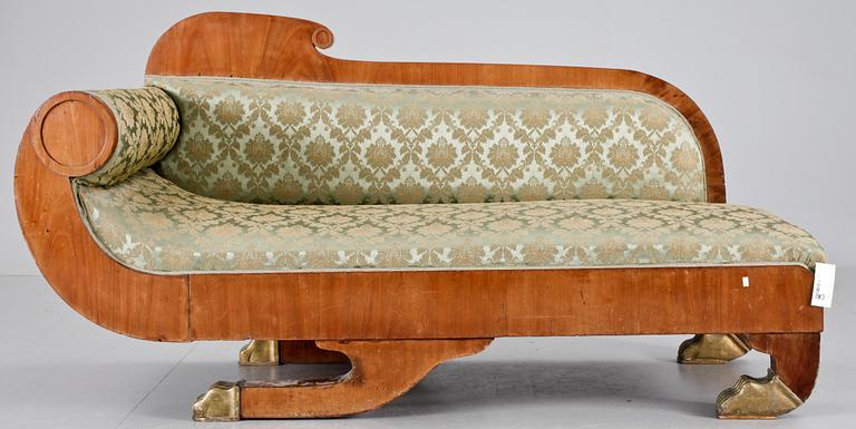 SCHÄSLONG, empir, 1800-talets första hälft.