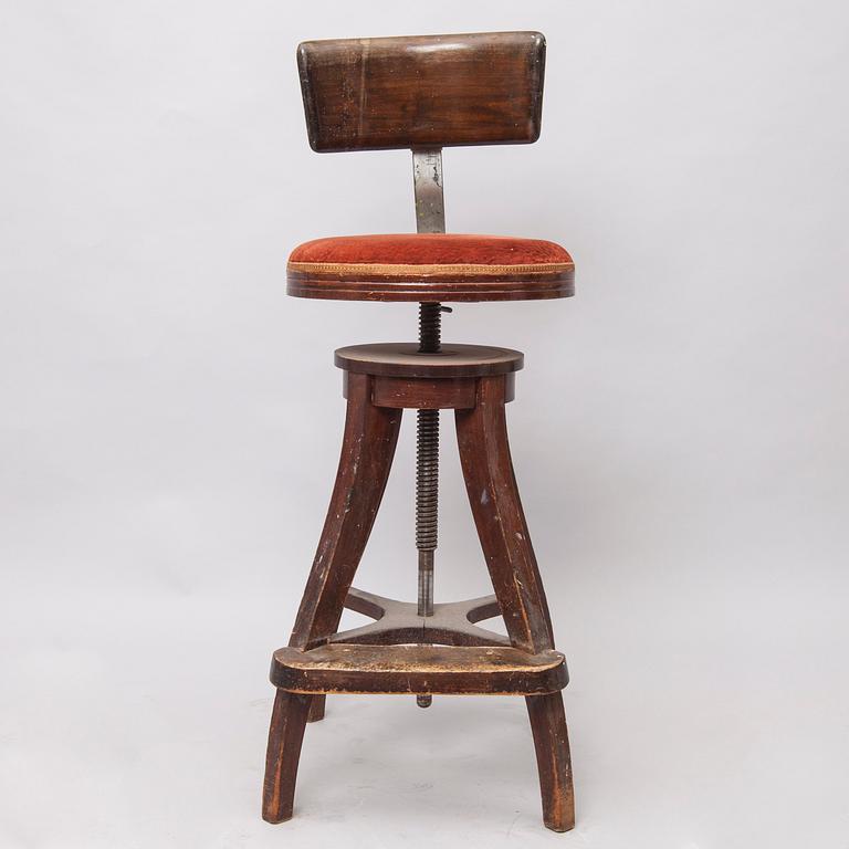 STOL, konstnärens stol, 1900-talets början.