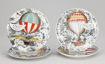 TALLRIKAR, 4 st. Porslin, "Mongolfiere", Fornasetti, Milano, Italien.