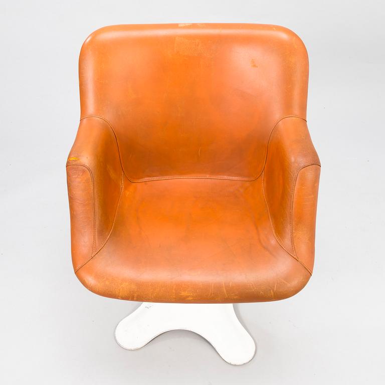YRJÖ KUKKAPURO, a pair of 1970's '417' chairs for Haimi.