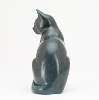 A Gunnar Nylund stoneware figure of a cat, Rörstrand.