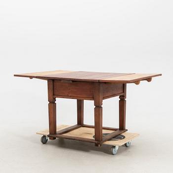 Kitchen Table/Work Table circa 1900.