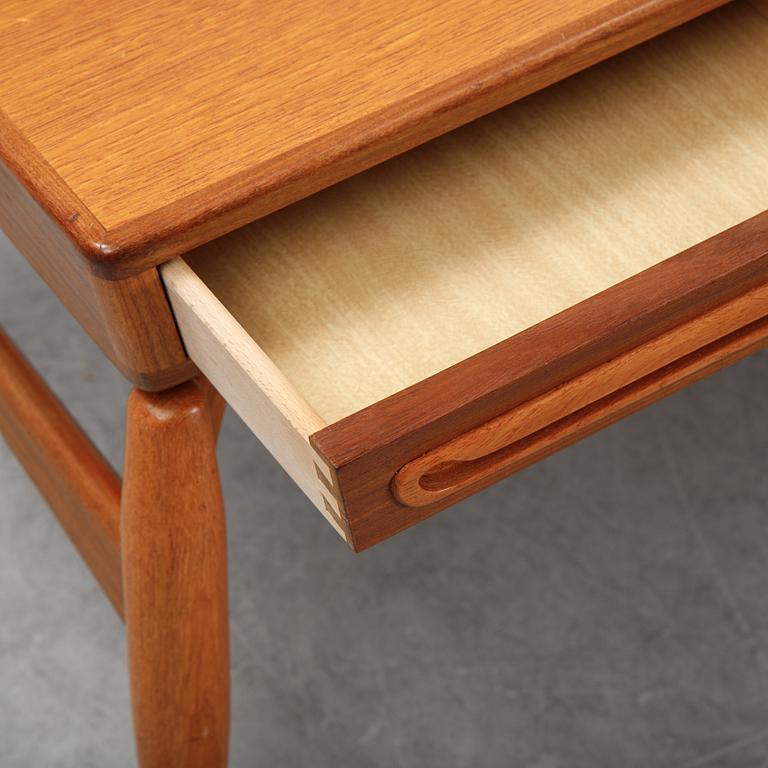 Johannes Andersen, a teak coffee table, Trensum, 1960s.