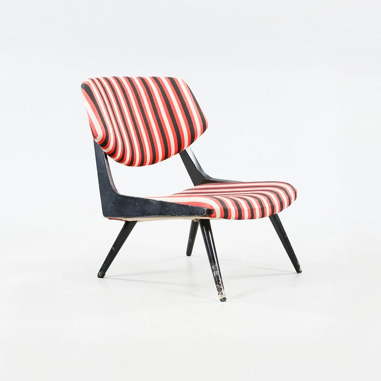 A chair by Svanthe Skogh, "nr 915", AB Hjertquist & Co, Nässjö, designed in 1955.