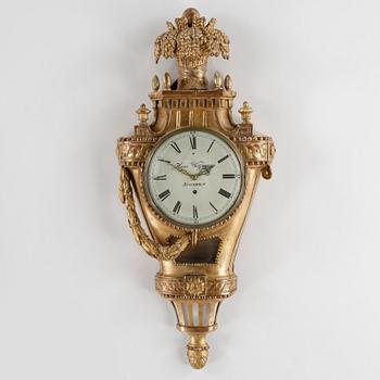 VÄGGPENDYL, gustaviansk, urtavla märkt Hans Wessman, urmakare i Stockholm 1787-1805.