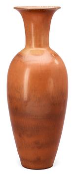 728. A Gunnar Nylund, stoneware braun glazed vase, Rörstrand.