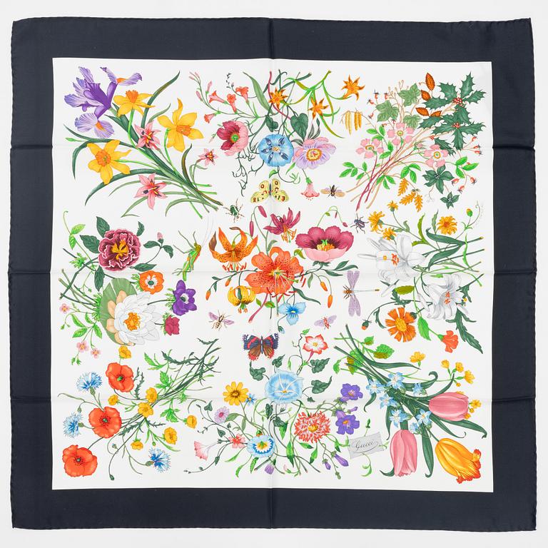 Gucci, scarf, "Flora".