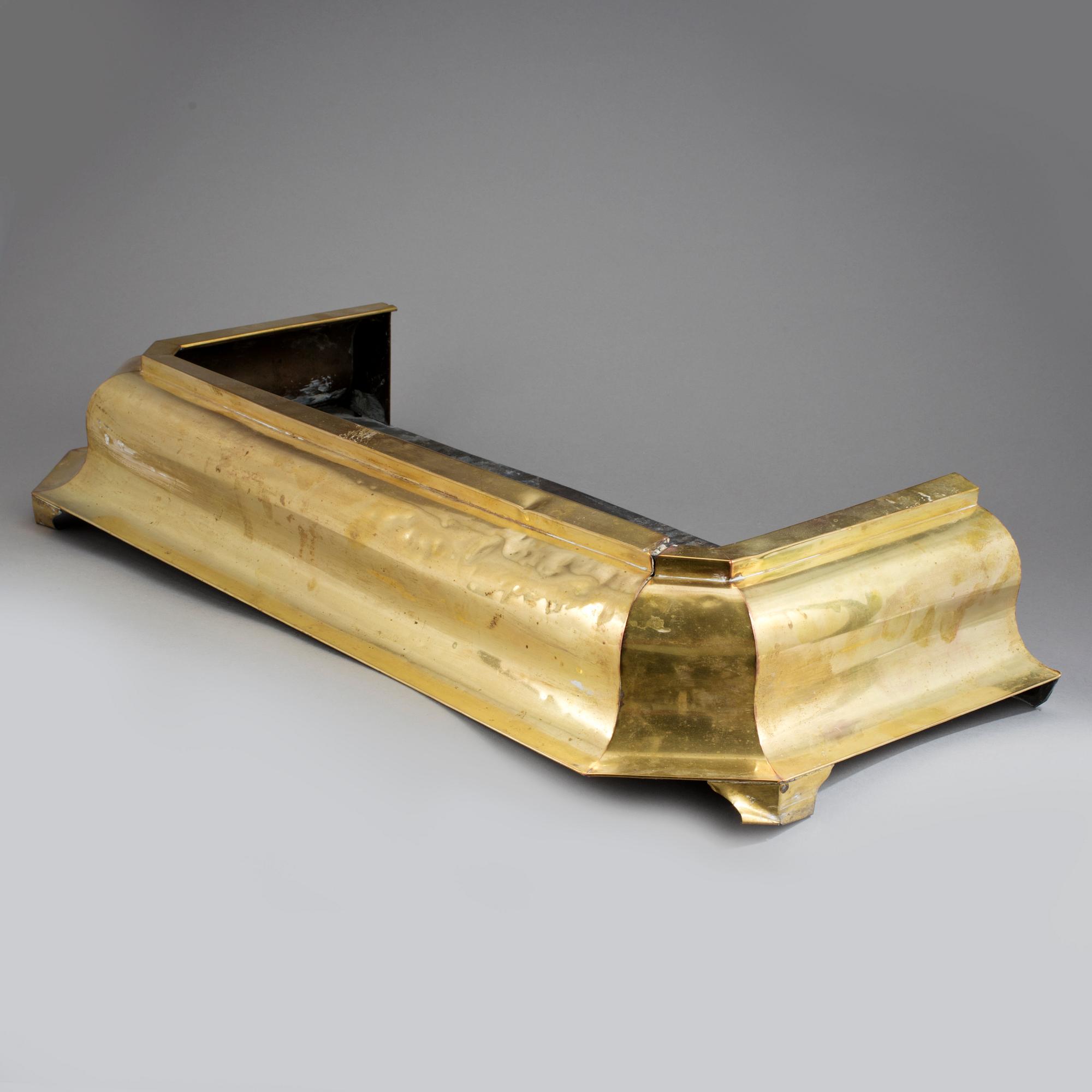 BRASSKYDD, 1900-talets andra hälft.