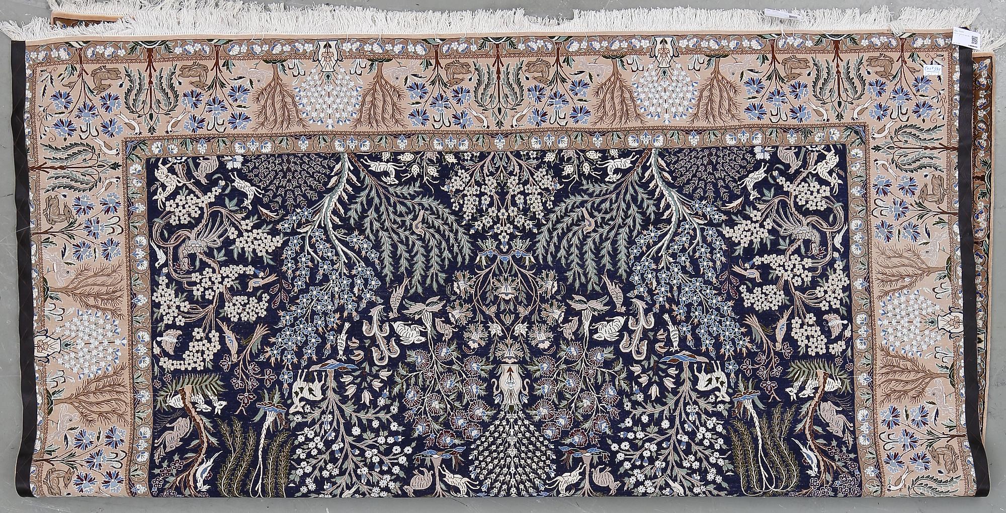MATTA, sannolikt Nain, figural, part silk, Ca 253x240 cm.