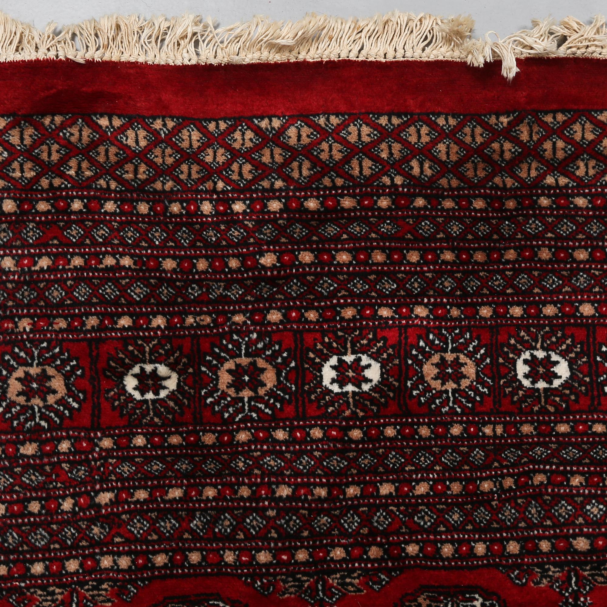 MATTA, bocchara, sent 1900-tal, 311 x 221 cm.