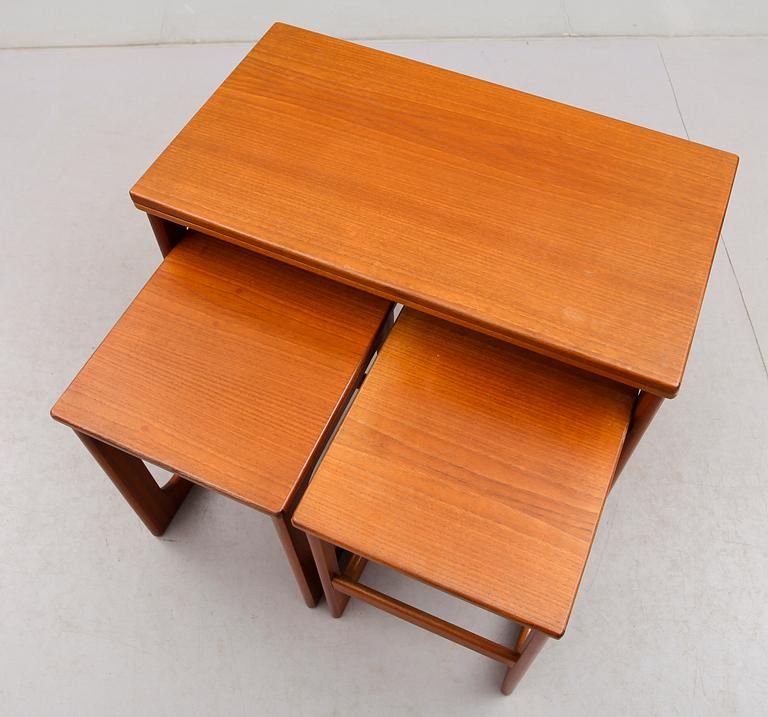 SATSBORD, 3 delar, England, 1900-talets andra hälft.