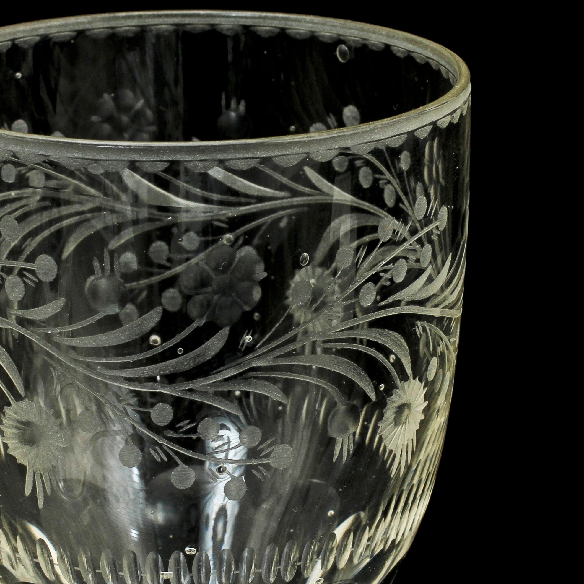 GLASSERVIS, 86 delar, 1900-talets första hälft.