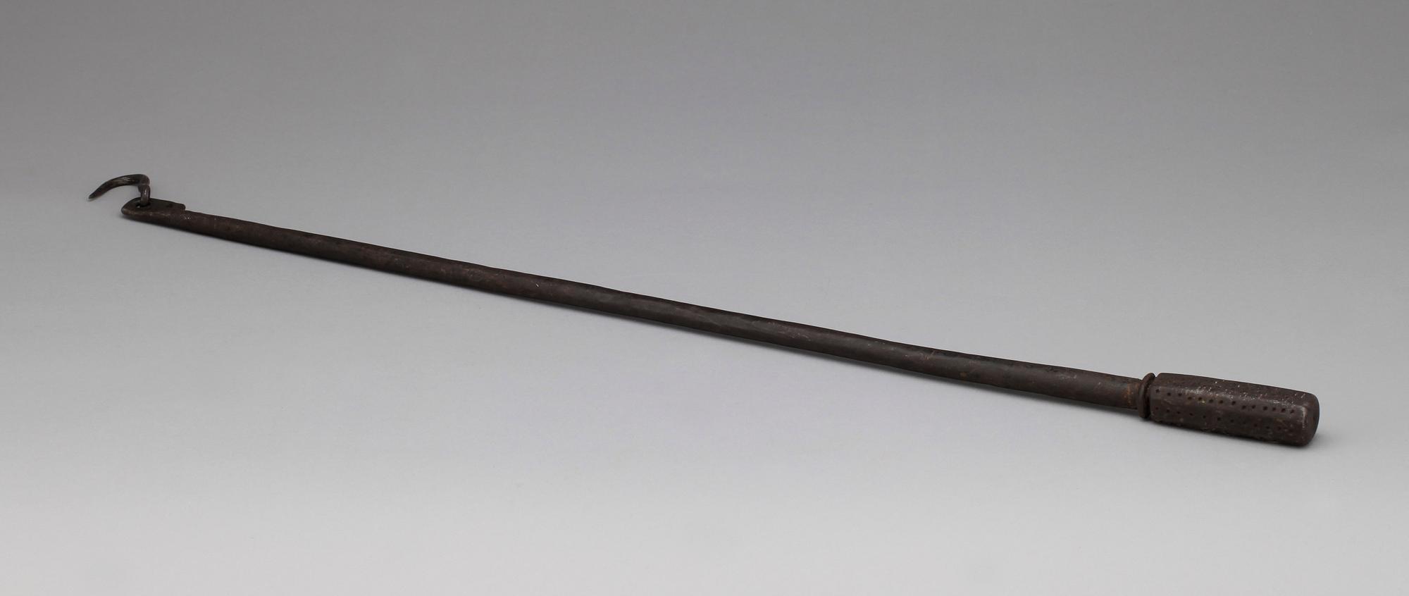 BESSMAN, smidesjärn, bär årtalet 1663.