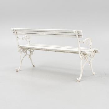 A cast iron garden sofa, 20th century.