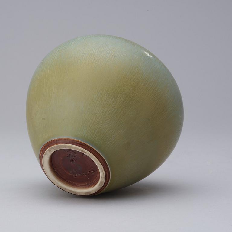 A Berndt Friberg stoneware vase, Gustavsberg Studio 1966.