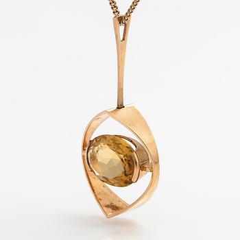 Elis Kauppi, A 14K gold necklace with a citrine. Kupittaan kulta, Turku 1961.