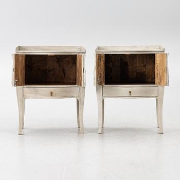 Pair of commodes, Rococo style, late 20th century.