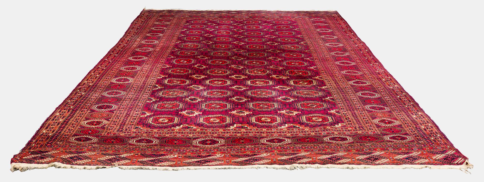 Matto, Turkmen, antiikki, n. 397x233 cm.