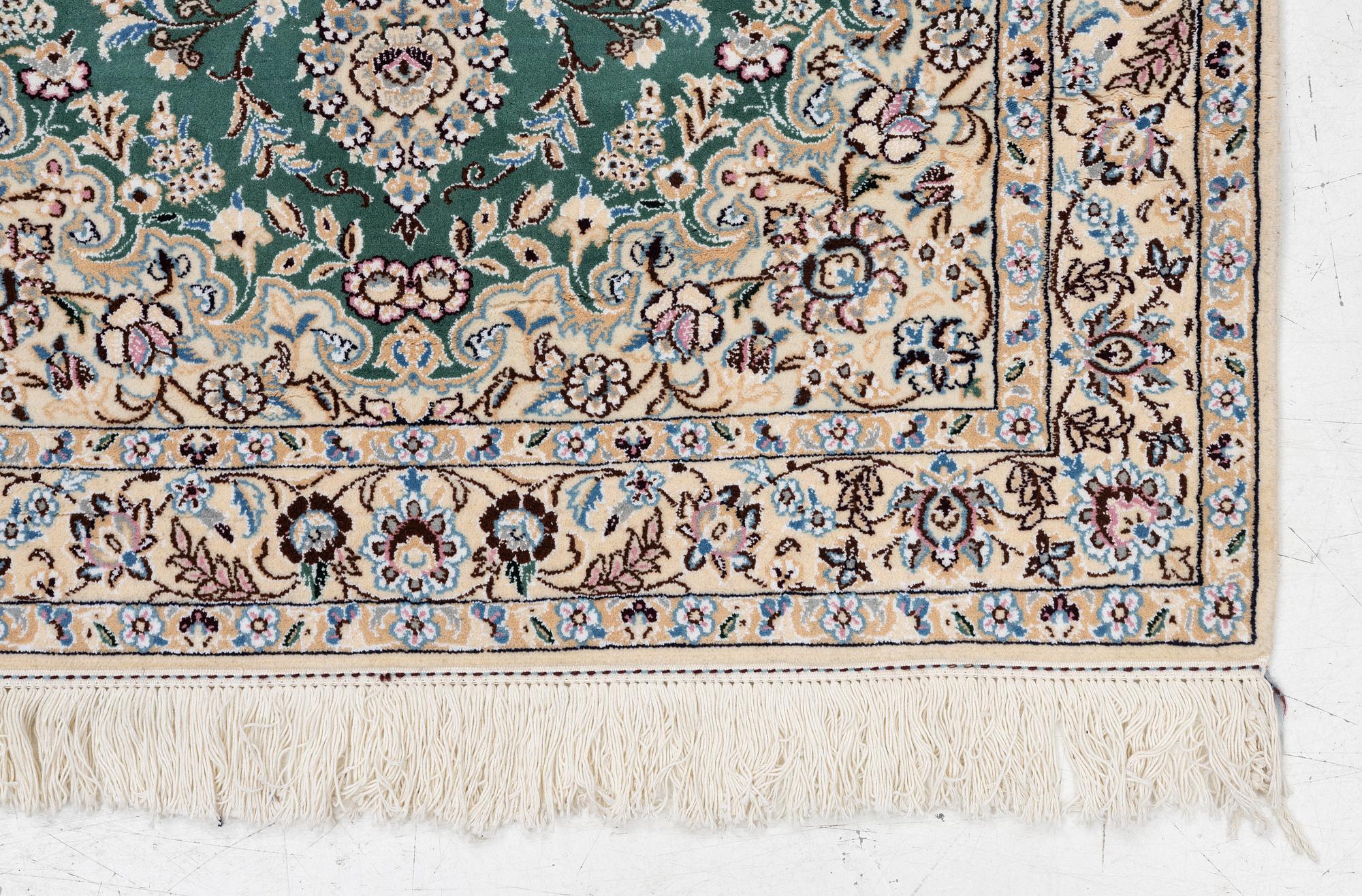 Rug, Nain, approx. 140 x 95 cm.