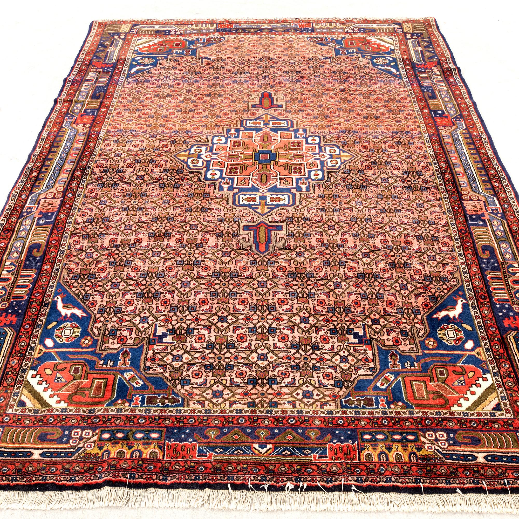 Orientalisk matta old ca 273x207 cm.