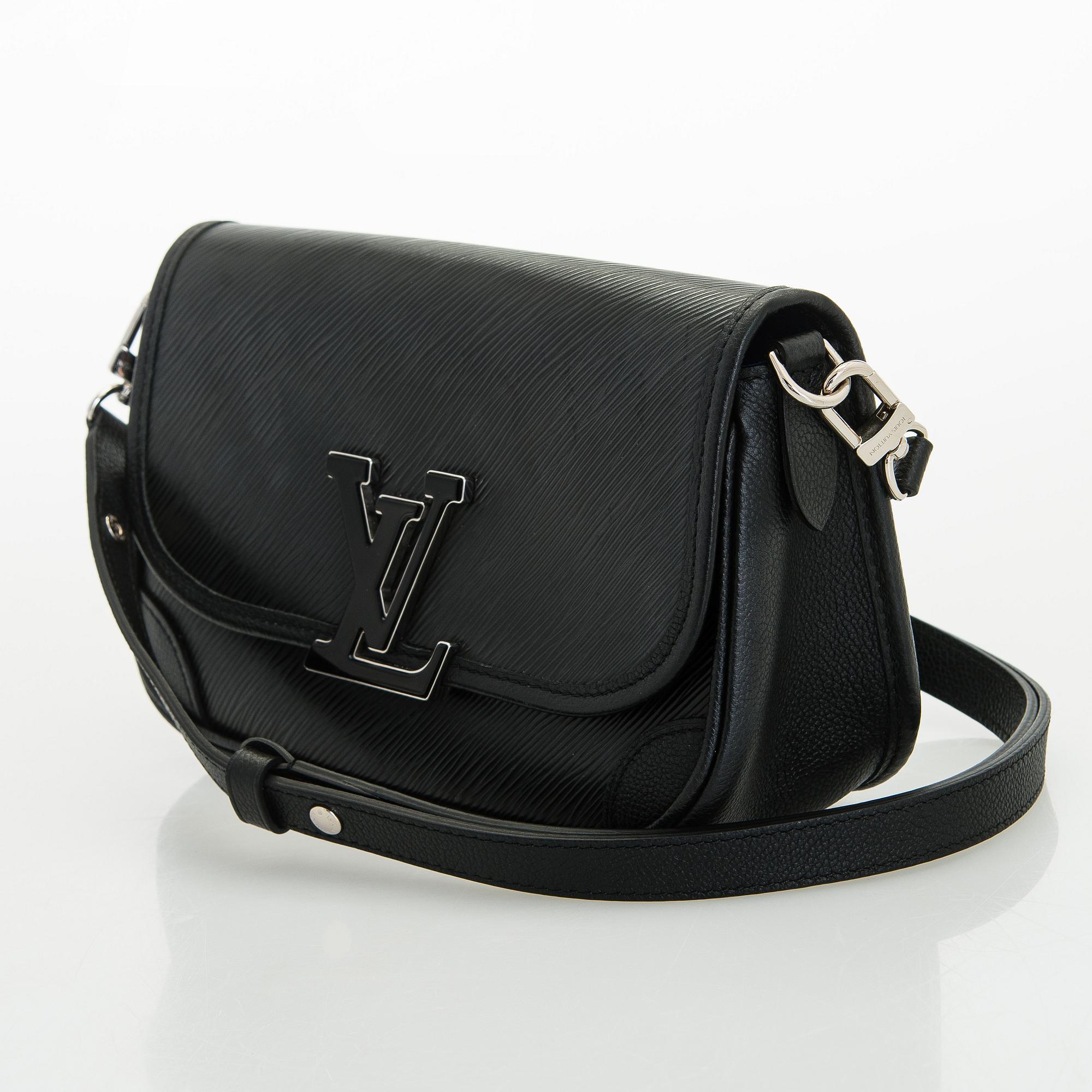 Louis Vuitton, an Epi leather 'Buci' bag.