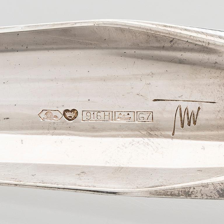 Tapio Wirkkala, A silver dish and letter knife, Kultakeskus Hämeenlinna 1960 and 1964.